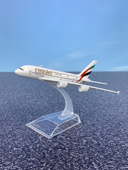 Airbus A380 Emirates 1-450 Jyse (3)
