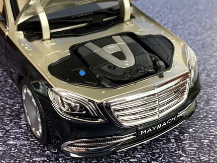 Mercedes Benz Maybach S 650 X222 2018 1 18 Norev 193 cerno zlata