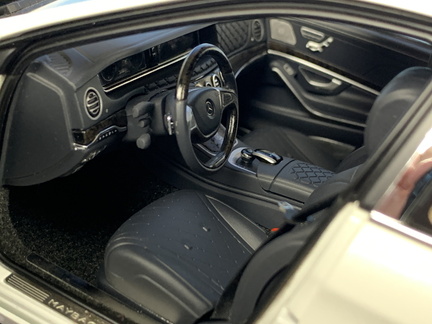 Mercedes Benz Maybach S 600 Pullman X222 2016 1 18 AUTOart 668 bila