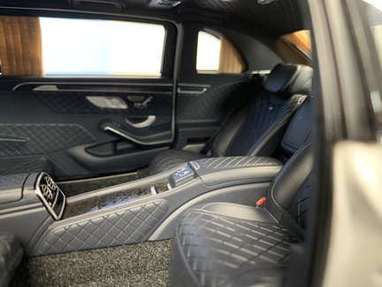 Mercedes Benz Maybach S 600 Pullman X222 2016 1 18 AUTOart 668 bila