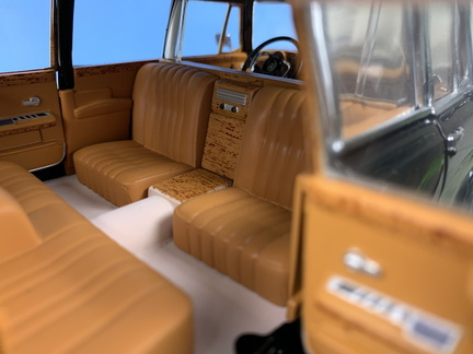 Mercedes Benz 600 Pullman LWB W100 1966 1 18 Sun Star 667 cerna