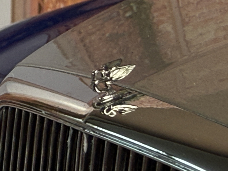 Bentley Mulsanne Grand Limousine by Mulliner 2016 1 18 Almost Real (22) ZNAK.jpg