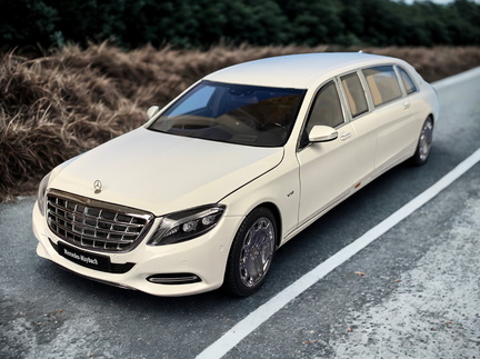 Mercedes Benz Maybach S 600 Pullman X222 2016 1 18 AUTOart 668 bila