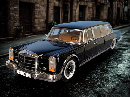 Mercedes Benz 600 Pullman LWB W100 1966 1 18 Sun Star 667 cerna