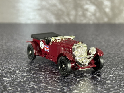 Bentley 4,5L Blower no.10 1930 1 64 Lledo 1184 cerveno tmava