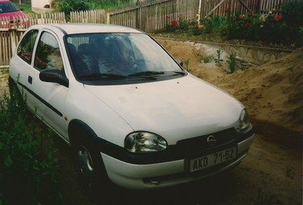 1 Opel Corsa